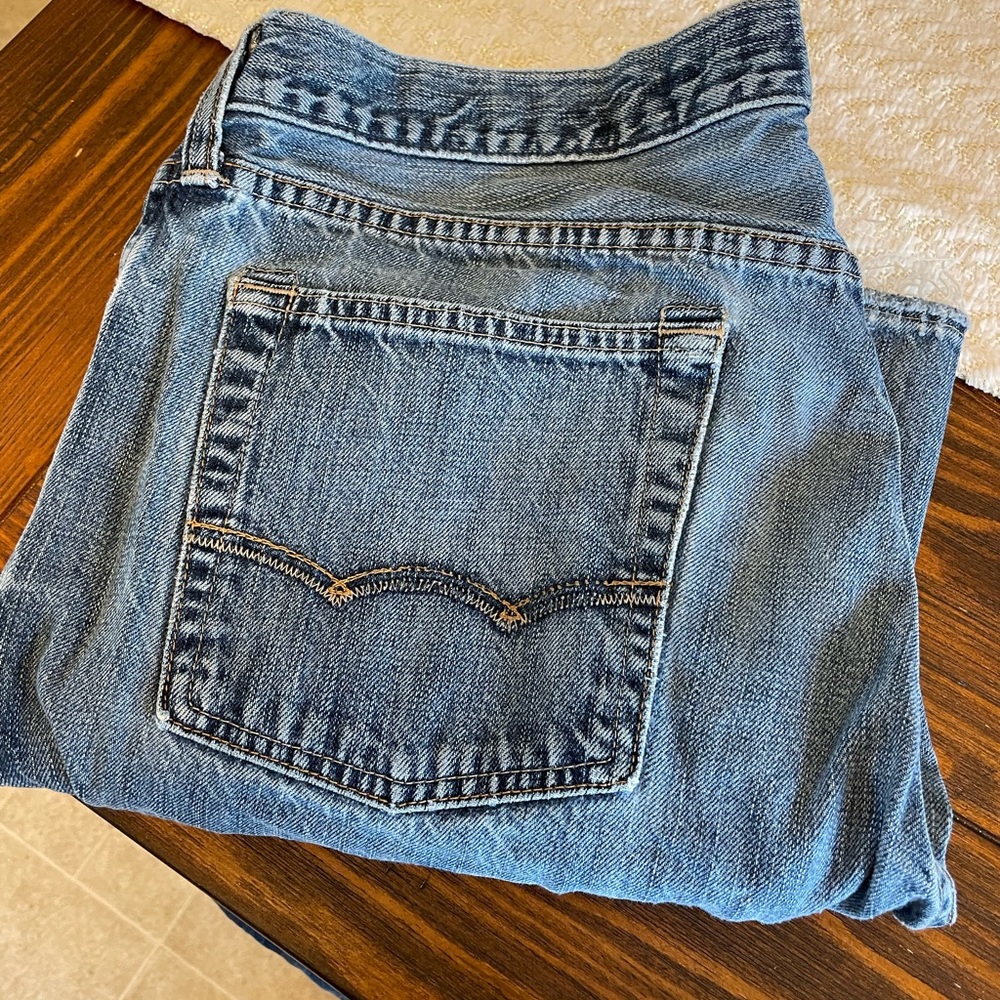 GUC Mens AE jeans size 36x34